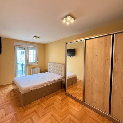 Аренда просторной и светлой 3-комнатной квартиры, 85 м², район Вождовац, Белград, Сербия